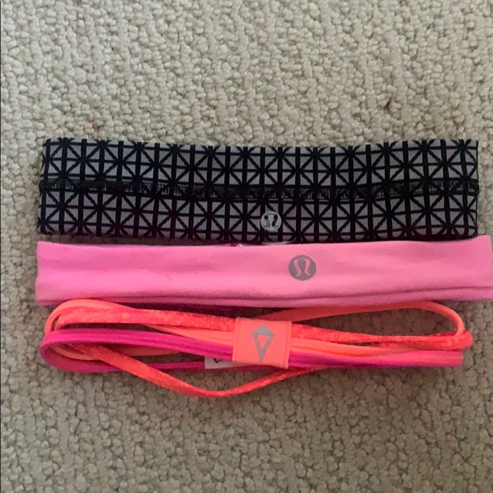Lululemon/ Ivivva headband set